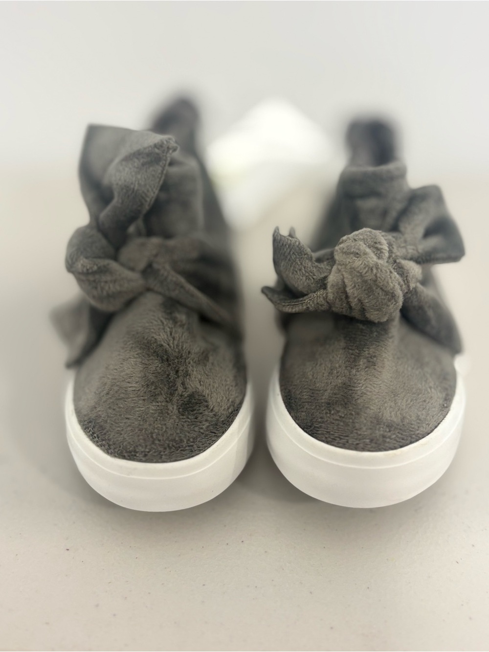 Capelli of New York Gray Plush Bow Slip-On Sneakers for Kids